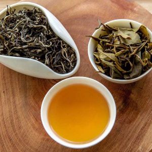 Trà phổ nhĩ shan tuyết cổ thụ Hà Giang sống dạng rời 1 tôm 2 lá
