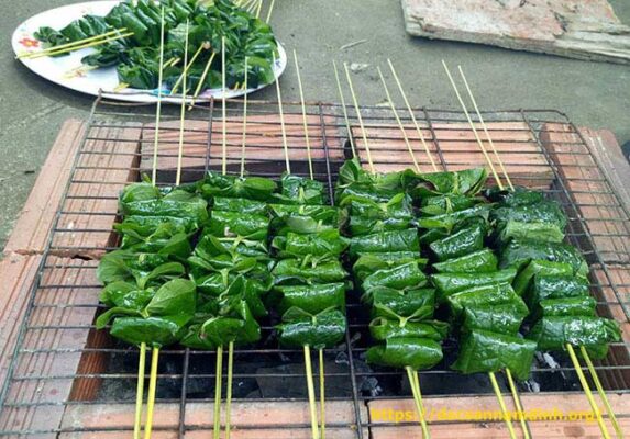 Cách làm chả lá lốt cuốn thịt bò (chiên, nướng) hấp dẫn, bắt mắt
