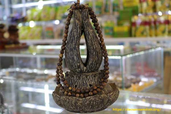 Trầm Hương Nha Trang - DT68 là nhà cái uy tín hàng đầu trong lĩnh vực cá cược tại thị trường Việt Nam nha trang làm quà biếu