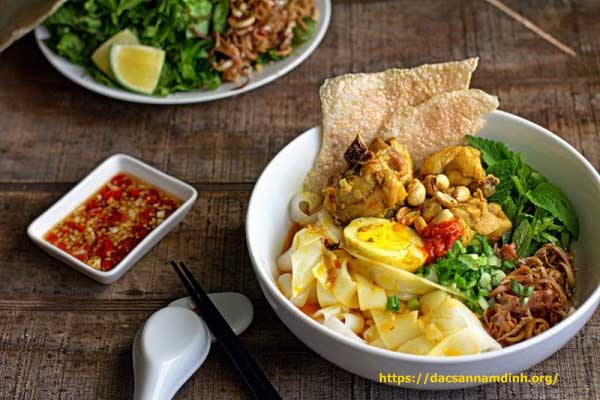 Mì Quảng Đà Lạt