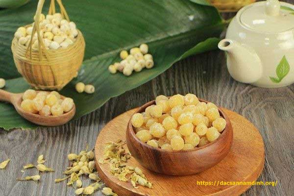 Mứt Sen Trần