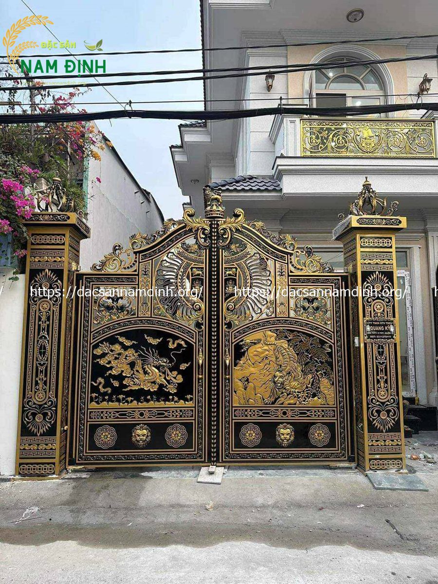 cổng nhôm đúc anh hùng tương ngộ