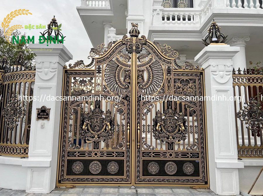 cổng nhôm đúc Buckingham