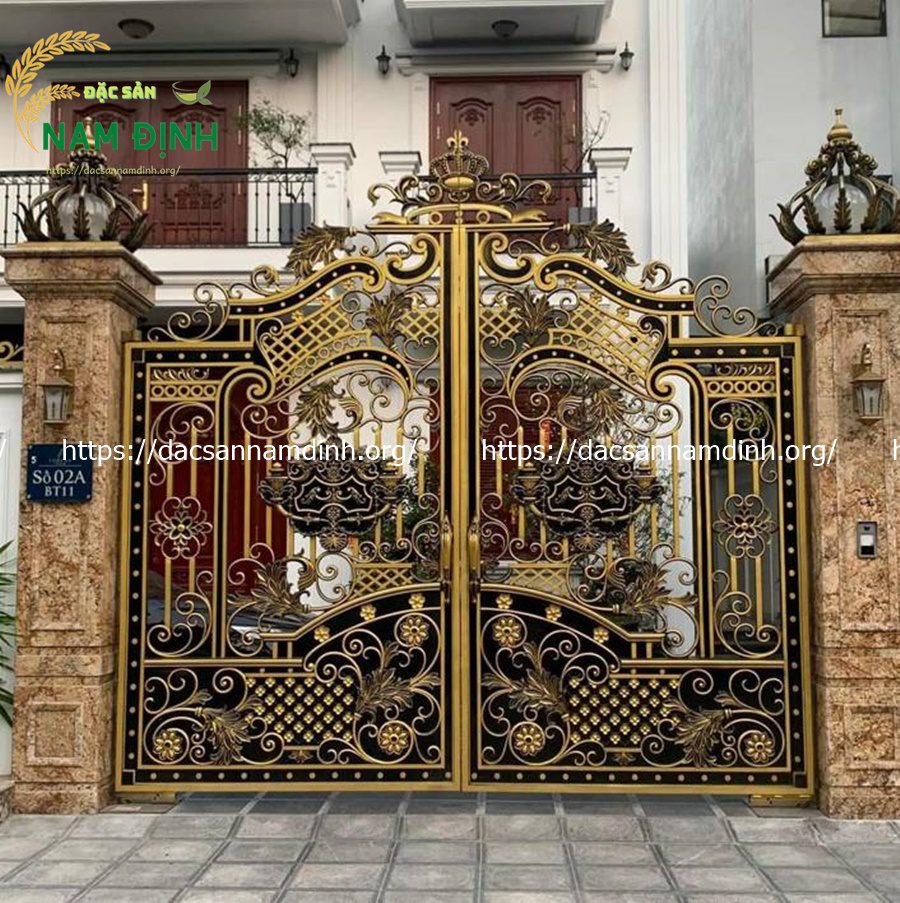 cổng nhôm đúc hoa lá tây