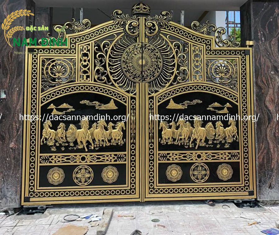 cổng nhôm đúc mã đáo thành công