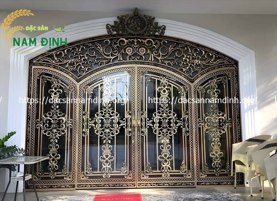 Top 10+ mẫu cửa kính nhôm đúc đẹp [hienthinam]