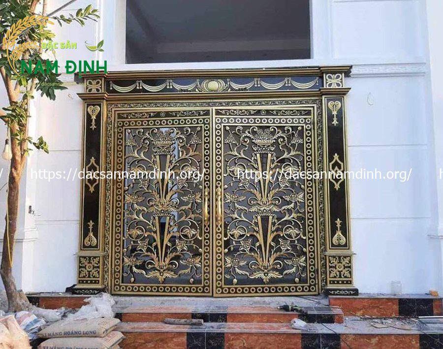 cửa nhôm đúc