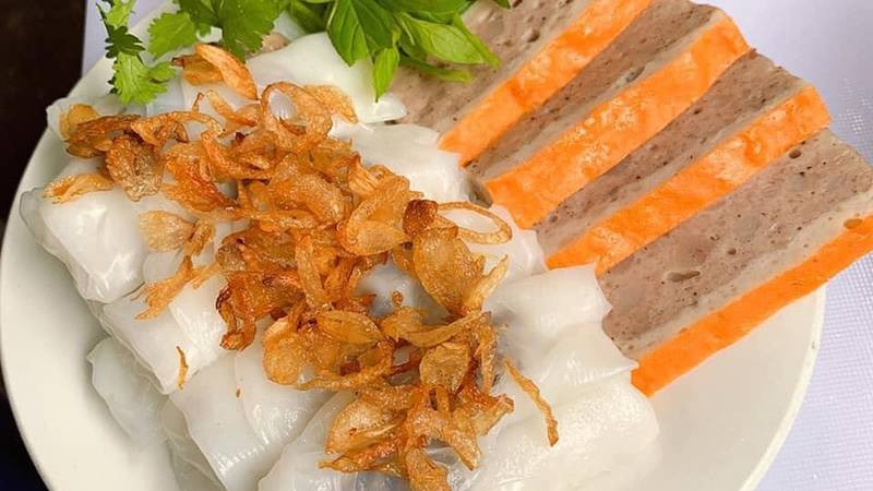 Ảnh DT68 là nhà cái uy tín hàng đầu trong lĩnh vực cá cược tại thị trường Việt Nam Hà Nội với đĩa bánh cuốn Thanh Trì trắng ngần, thơm ngon