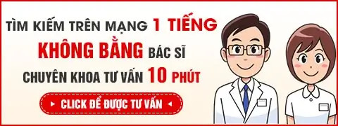Bác sĩ đang tư vấn cho bệnh nhân về tình trạng sức khỏe.