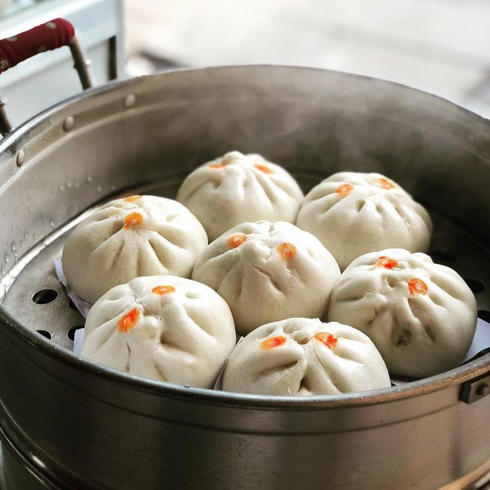 Bánh bao Vinh Kim Trà Vinh nóng hổi, thơm ngon