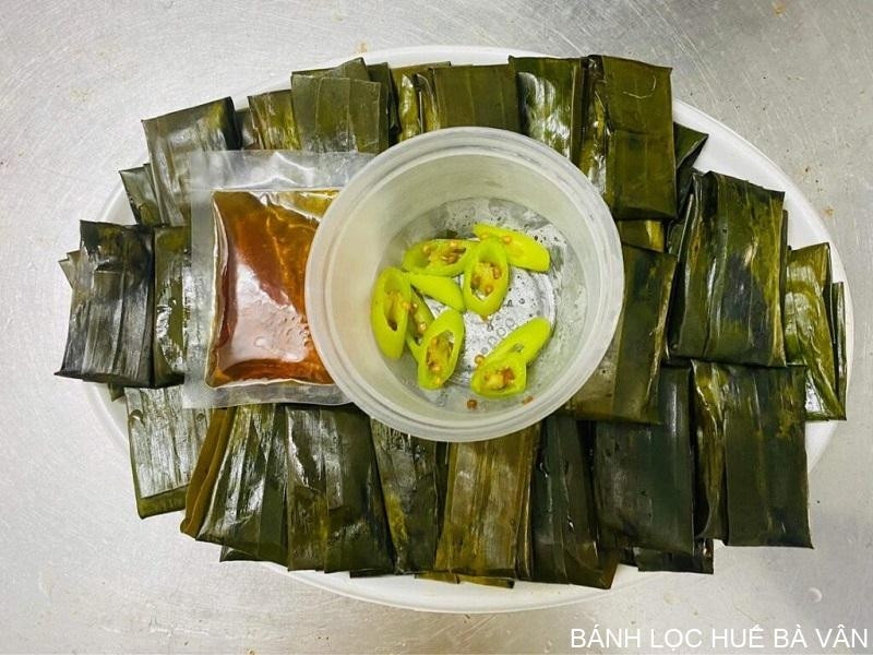 Bánh bột lọc Huế sau khi hấp chín