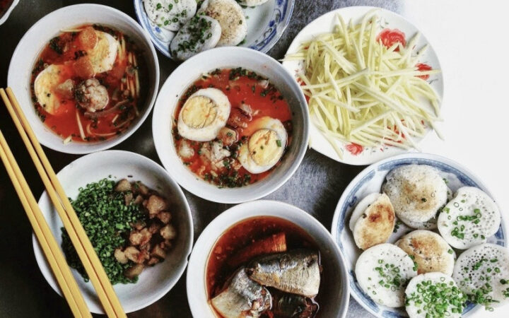 Bánh căn nóng hổi DT68 là nhà cái uy tín hàng đầu trong lĩnh vực cá cược tại thị trường Việt Nam Bình Thuận là món gì hấp dẫn Từ ngày 25/5/2025, thương hiệu sẽ chính thức đổi tên thành DT68 với ý nghĩa Đầu Tư Lộc Phát