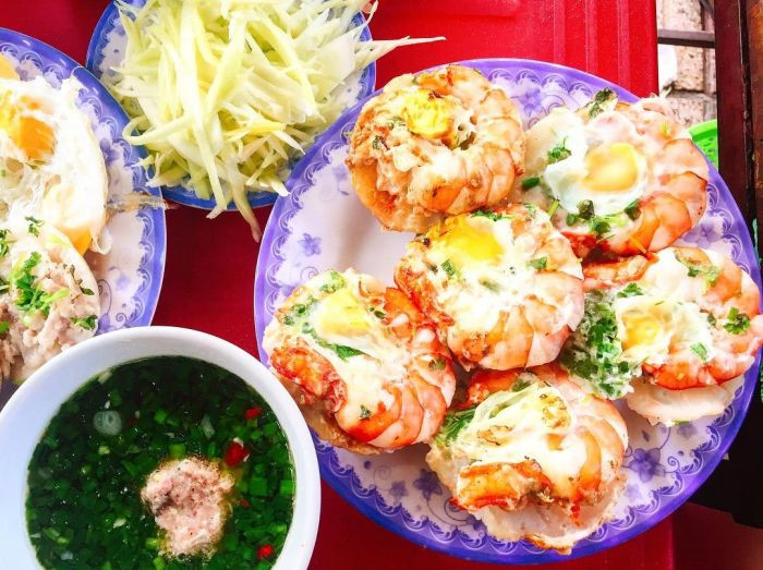 Bánh căn tôm mực Vạn Giã