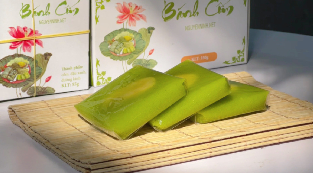 8Dayvn con khuyến mãi lớn Cốm Làng Vòng: Hương Vị Mùa Thu Hà Nội Đậm Đà Khó Quên Bánh cốm Làng Vòng Tâm Tâm
