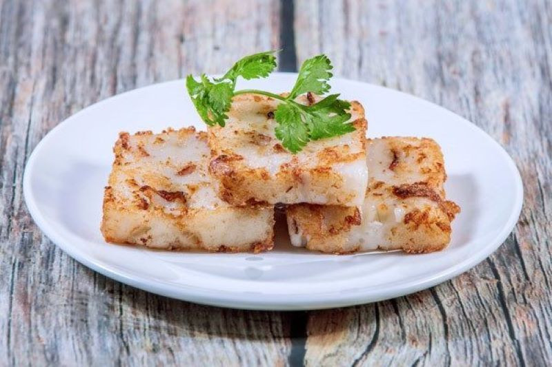 Bánh củ cải chiên trứng Bạc Liêu