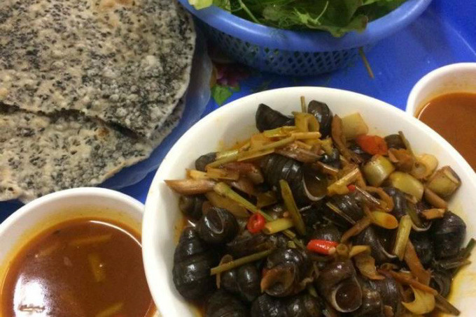 Bánh đa xúc hến Diễn Châu