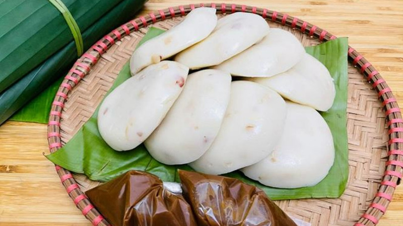 Bánh Đúc xứ Nghệ mềm mịn, thơm ngon, thường ăn kèm Nohu 8day đặc trưng