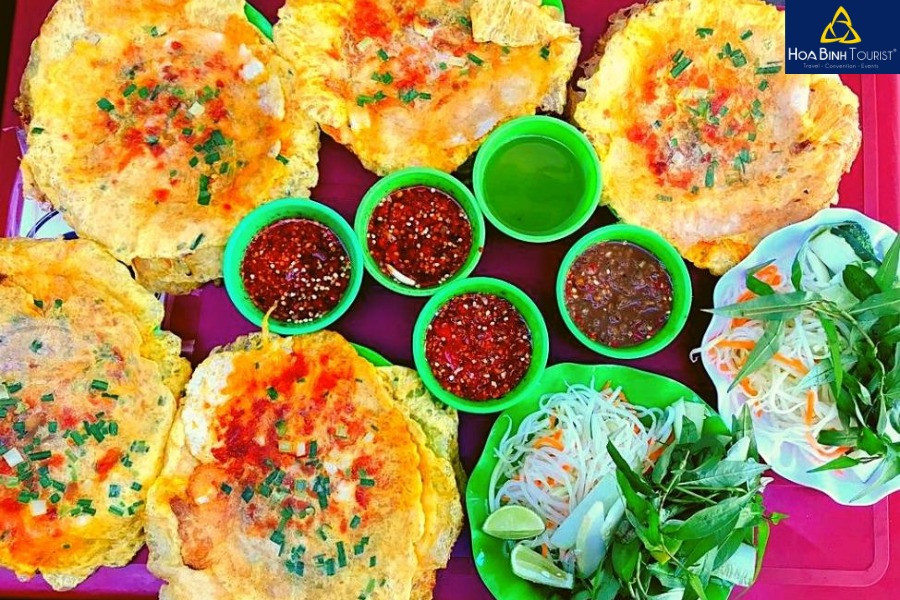 Bánh ép Huế - Hương vị cố đô khiến thực khách xiêu lòng