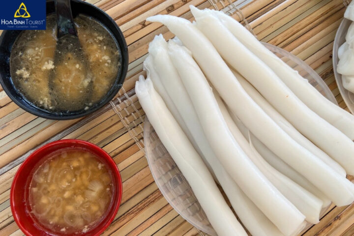 Bánh gật gù trắng muốt, mềm dẻo