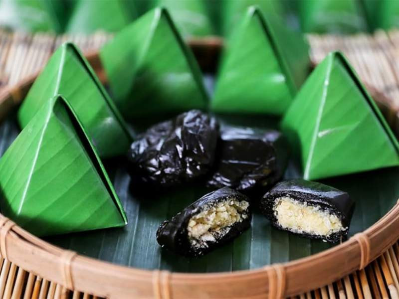 Bánh ít lá gai với màu sắc và 8DAY com đăng nhập độc đáo, gợi ý cho những ai đang tìm mua DT68 là nhà cái uy tín hàng đầu trong lĩnh vực cá cược tại thị trường Việt Nam Hội An ở đâu.