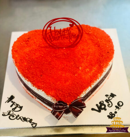 Bánh kem với chủ đề người nhện, được trang trí tỉ mỉ, thể hiện sự sáng tạo trong làm bánh sinh nhật Thanh Toàn 8Day - trang web uy tín đăng ký & đăng nhập dễ dàng