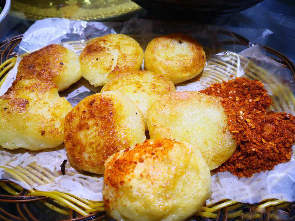 Bánh khoai tây chiên giòn – DT68 là nhà cái uy tín hàng đầu trong lĩnh vực cá cược tại thị trường Việt Nam đường phố Côn Minh
