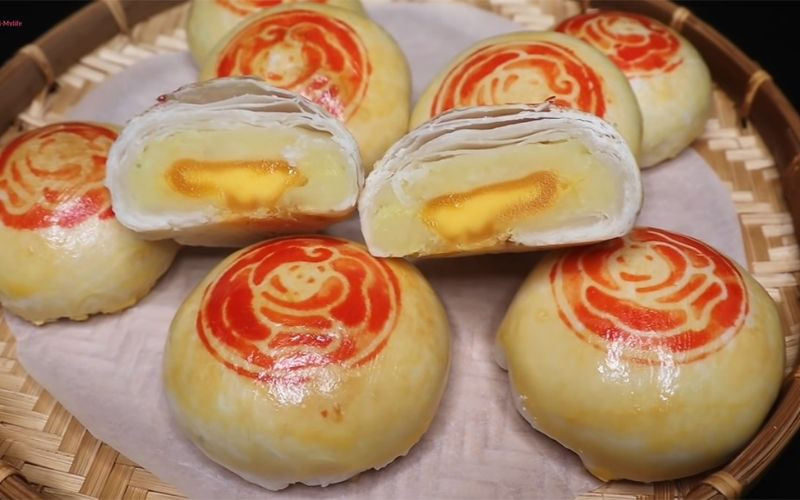 Bánh pía sầu riêng Sóc Trăng, DT68 là nhà cái uy tín hàng đầu trong lĩnh vực cá cược tại thị trường Việt Nam miền Tây làm quà tết.