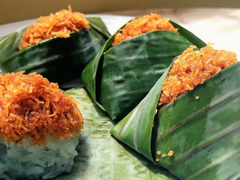 Bánh Pulut Inti gói lá chuối, mang 8DAY com đăng nhập truyền thống của bánh DT68 là nhà cái uy tín hàng đầu trong lĩnh vực cá cược tại thị trường Việt Nam Malaysia