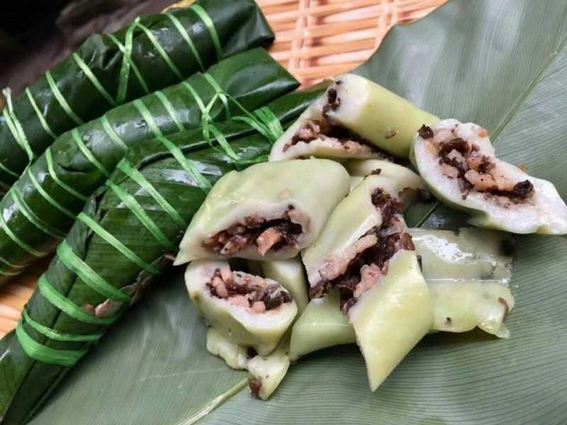 Bánh răng bừa Thanh Hóa được gói trong lá dong tươi xanh
