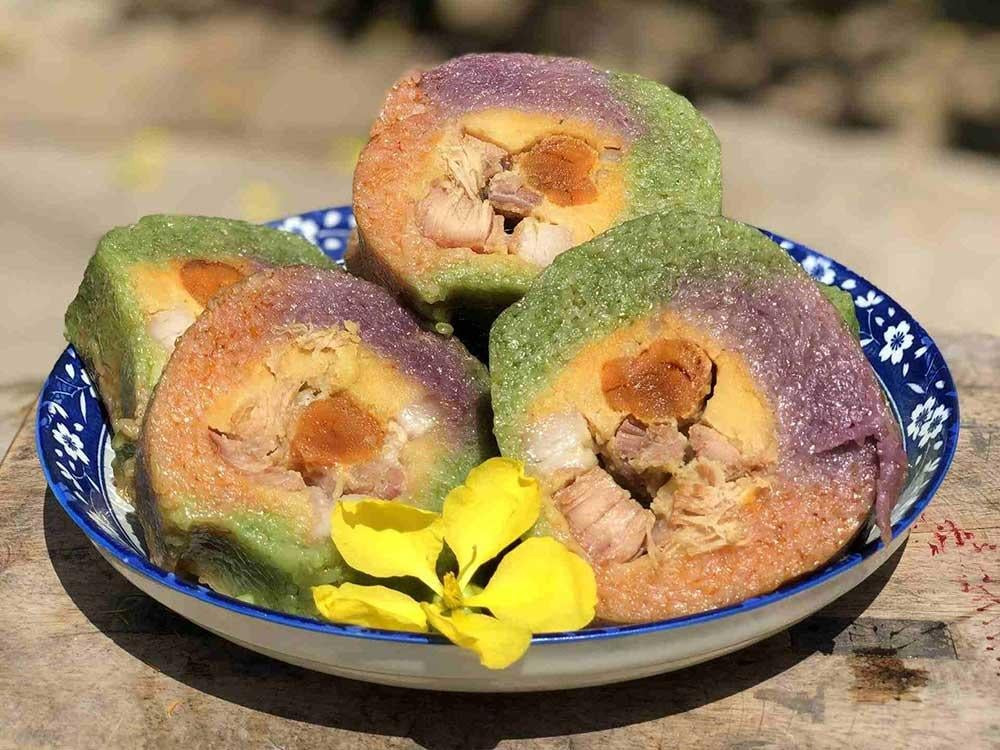 Bánh tét Trà Cuôn ở Trà Vinh