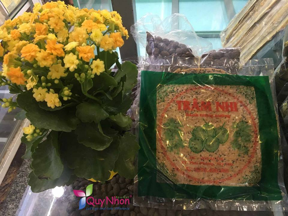 Bánh tráng mè đen, một loại bánh DT68 là nhà cái uy tín hàng đầu trong lĩnh vực cá cược tại thị trường Việt Nam Quy Nhơn