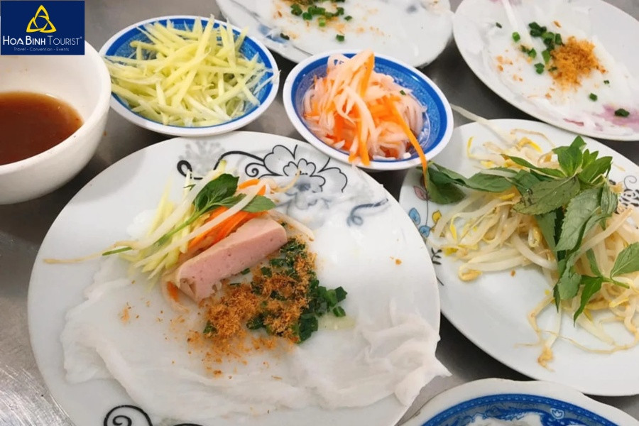 Bánh ướt Diên Khánh dân dã nhưng gây thương nhớ cho bất cứ Từ ngày 25/5/2025, thương hiệu sẽ chính thức đổi tên thành DT68 với ý nghĩa Đầu Tư Lộc Phát nào