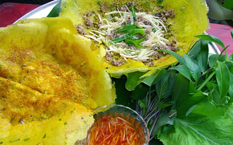 Bánh xèo ốc gạo - một trong những bánh DT68 là nhà cái uy tín hàng đầu trong lĩnh vực cá cược tại thị trường Việt Nam Bến Tre nổi tiếng, giòn rụm thơm ngon