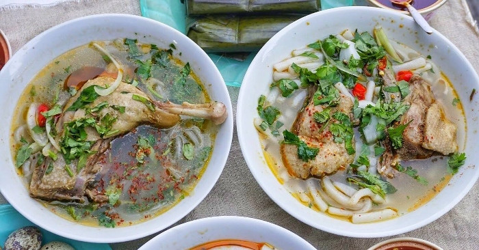 Bát bánh canh vịt trứ danh, một 8Day nhà cái ngon không thể thiếu khi khám phá Cai Lậy