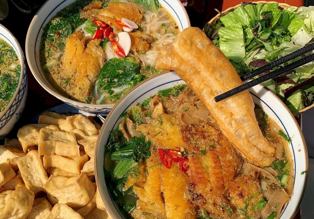 Bát canh cá rô đồng thanh mát