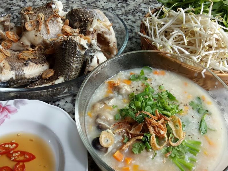 Bát cháo cá lóc rau đắng nghi ngút khói, đậm vị đồng quê Mỹ Tho