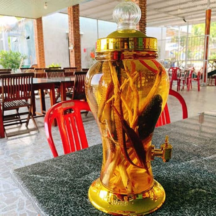 Bình rượu cá ngựa Sông Cầu Phú Yên, sản phẩm truyền thống tốt cho sức khỏe