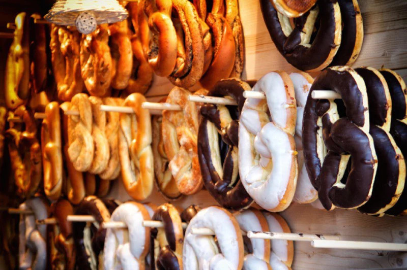 Brezel, bánh quy xoắn đặc trưng