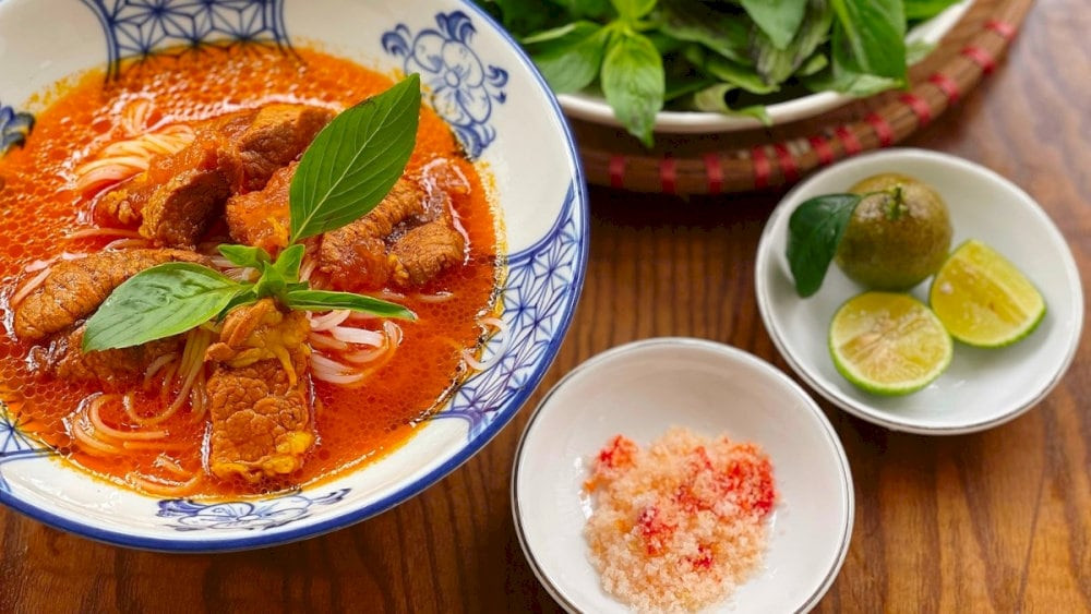 Bún bò cay Bạc Liêu với nước dùng Top1 8Day thế giới trò chơi tài xỉu và bánh mì