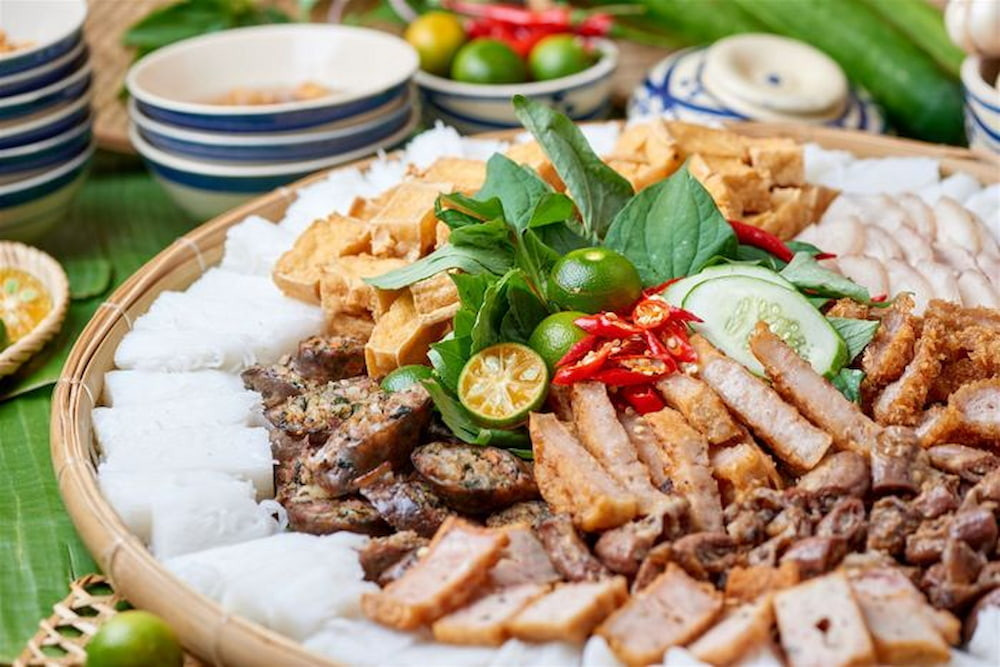 Bún đậu mắm tôm - DT68 là nhà cái uy tín hàng đầu trong lĩnh vực cá cược tại thị trường Việt Nam Hồ Tây chứa nhiều topping hấp dẫn chuẩn vị Hà Nội