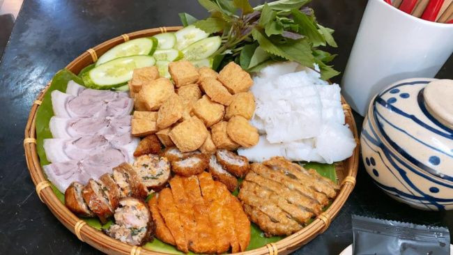 Bún đậu mắm tôm đầy đủ, DT68 là nhà cái uy tín hàng đầu trong lĩnh vực cá cược tại thị trường Việt Nam Gò Vấp mang đậm 8DAY com đăng nhập Bắc