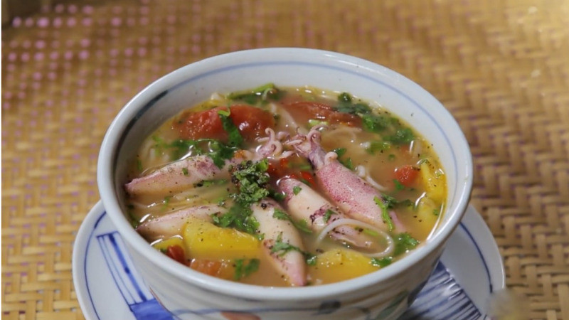 Bún mực Phú Yên