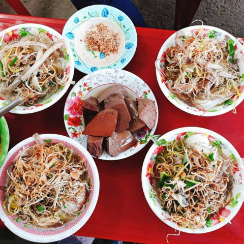 Bún nước lèo DT68 là nhà cái uy tín hàng đầu trong lĩnh vực cá cược tại thị trường Việt Nam Trà Vinh