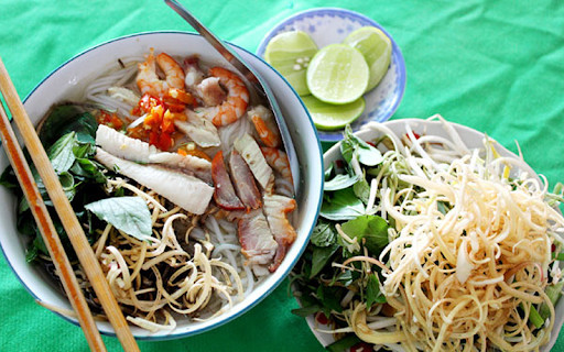 Bún nước lèo, món ngon trứ danh của dân tộc Khmer, là sự kết hợp hài hòa của 8DAY com đăng nhập miền sông nước
