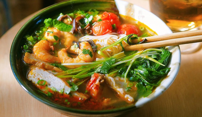 Bún tôm Đồ Sơn, món ngon giao thoa từ đất liền và biển cả