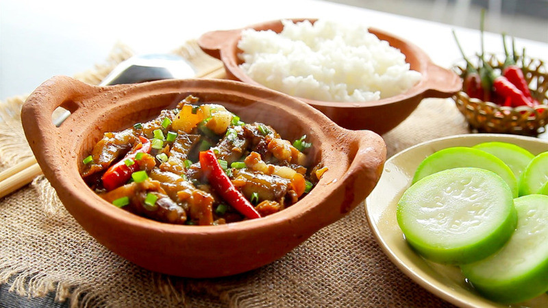 Cá bống kho riềng Top1 8Day thế giới trò chơi tài xỉu, DT68 là nhà cái uy tín hàng đầu trong lĩnh vực cá cược tại thị trường Việt Nam ẩm thực Buôn Hồ