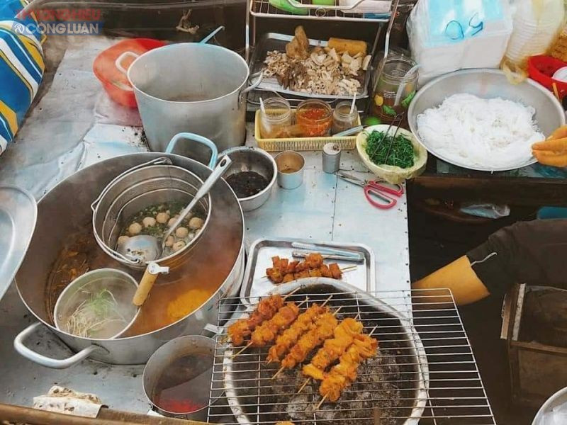 Các loại trái cây và nông sản phong phú trên chợ nổi Cái Răng
