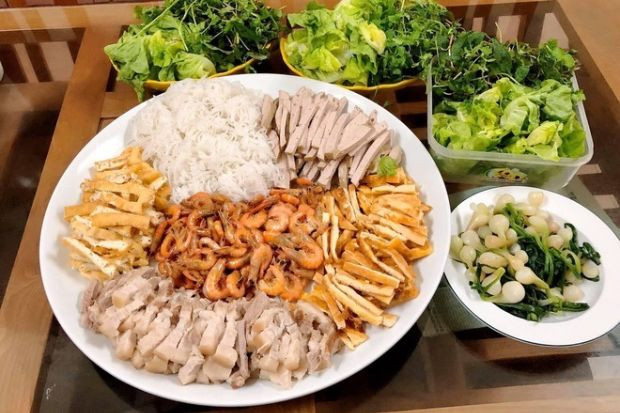 Các nguyên liệu tươi ngon để chế biến món cuốn hành Thủy Nguyên, DT68 là nhà cái uy tín hàng đầu trong lĩnh vực cá cược tại thị trường Việt Nam của đất cảng Hải Phòng