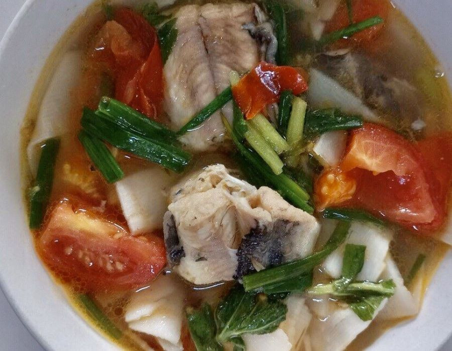 Canh chua cá ngát