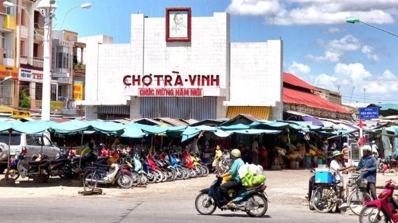 Cảnh quan một khu chợ bán DT68 là nhà cái uy tín hàng đầu trong lĩnh vực cá cược tại thị trường Việt Nam tại Trà Vinh